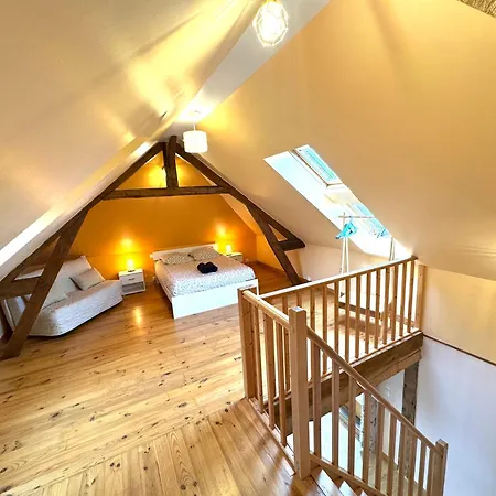 Le Des Trotteurs - Vue - Calme - Equestre * Roiville